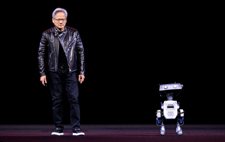 Intel vs Nvidia Stocks 2026: Analysts Weigh Growth Prospects and Risks