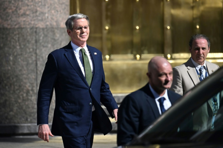 US Treasury Secretary Scott Bessent told a closed-door event that he anticipates the tariff war between Washington and Beijing to de-escalate