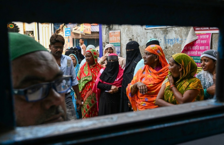 Those born after 1987 must also furnish proof of their parents' Indian citizenship for the electoral roll revision