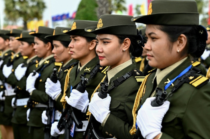 Women will also be conscripted, but can choose alternative voluntary service instead of being in the military