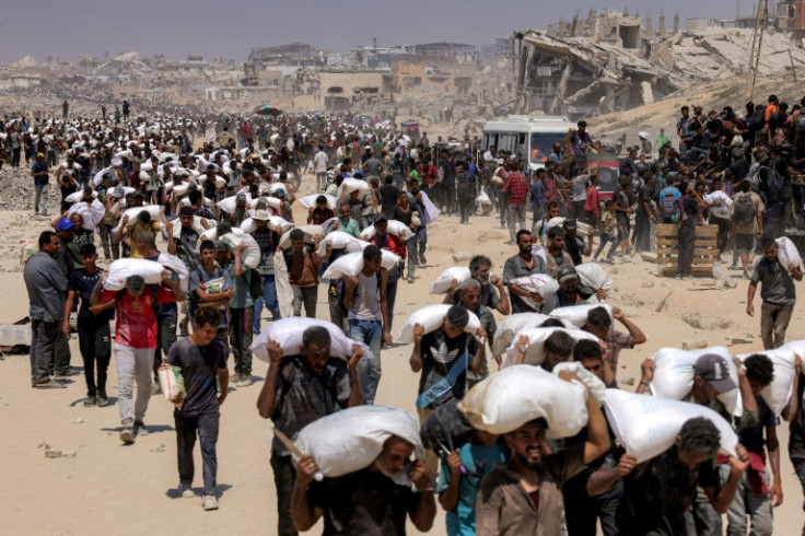 Some Gazans have received sacks of flour over recent days but the UN warns the flow of aid is not enough