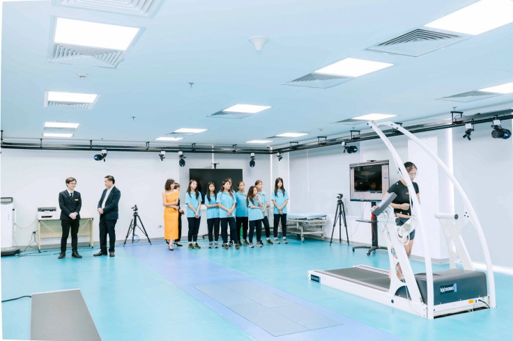 Vinmec operates Vietnam's first Motion Analysis Lab.