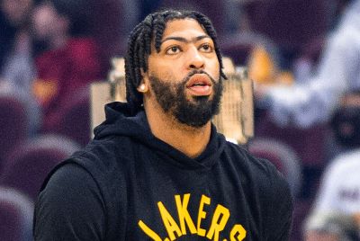 Mavericks Trade Anthony Davis to Wizards in Blockbuster 8-Player Deal,