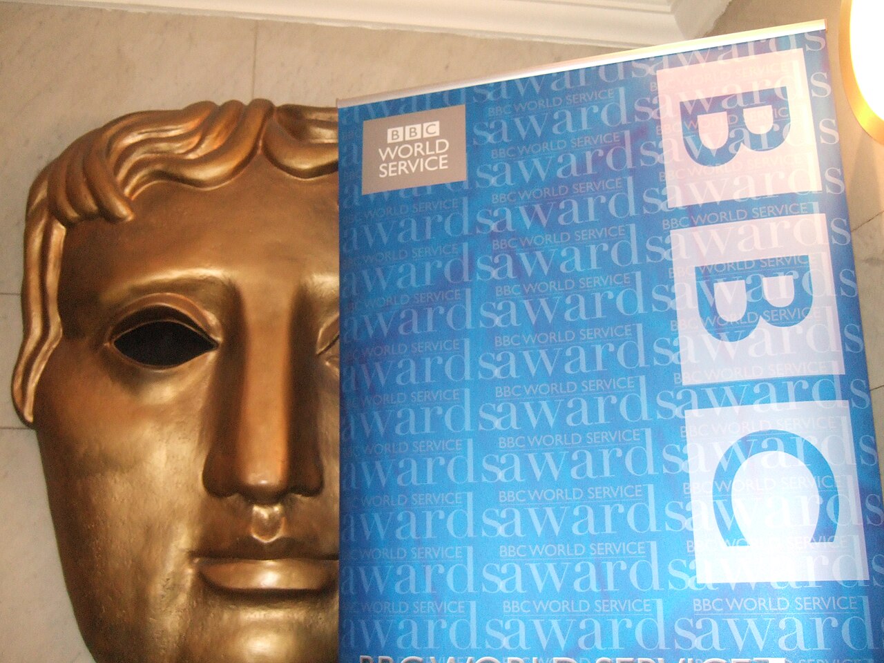 BAFTA_Mask_and_BBC_Logo_(2008)