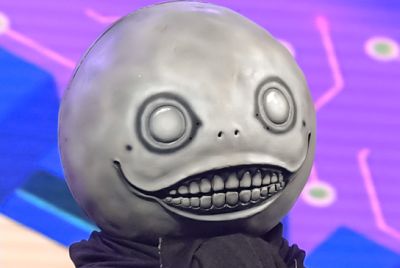 Yoko wearing his familiar mask in 2018