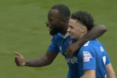 Sunderland Stuns Newcastle with Late Winner in Tyne-Wear Derby: Black