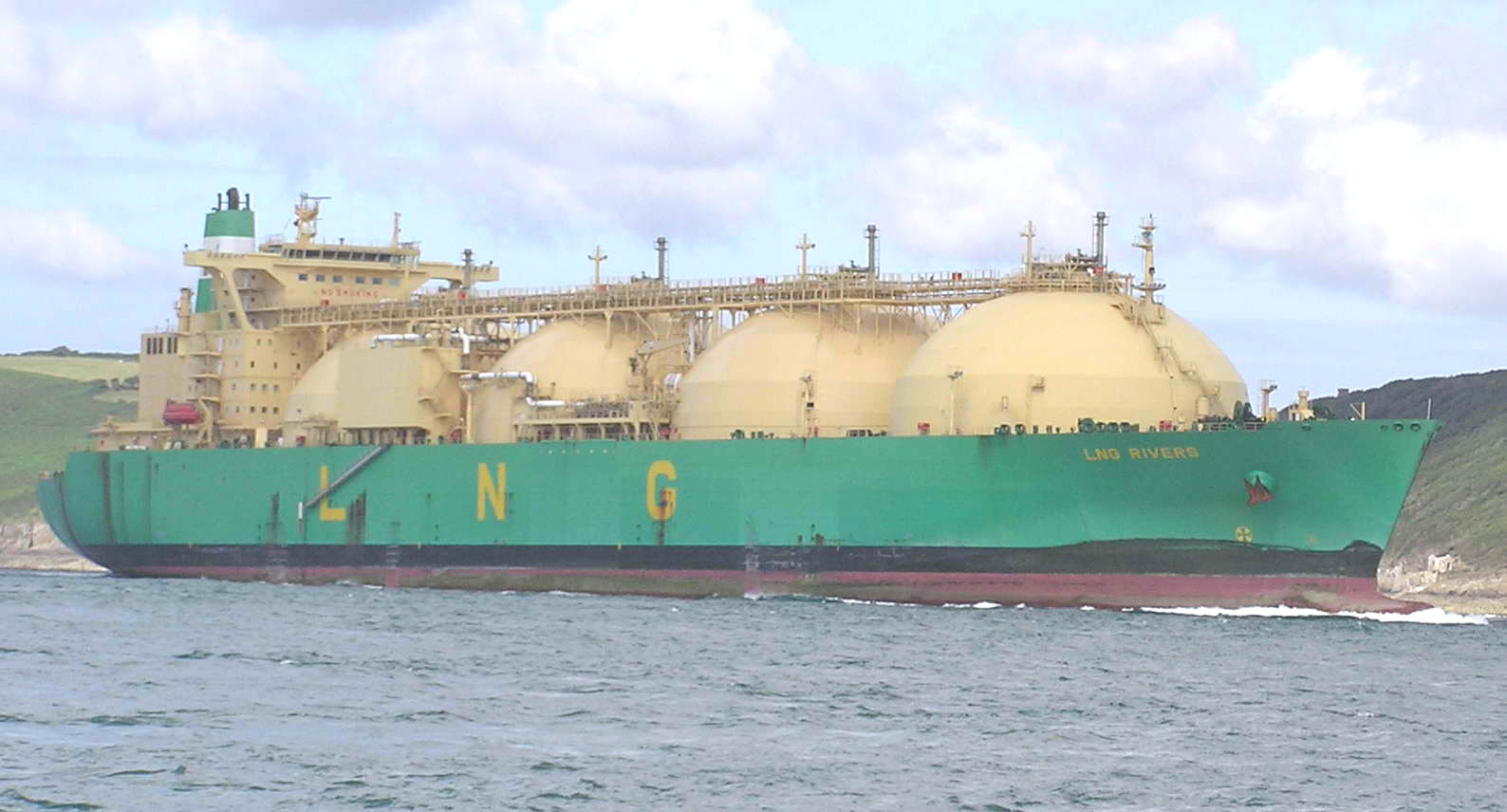 LNG carrier