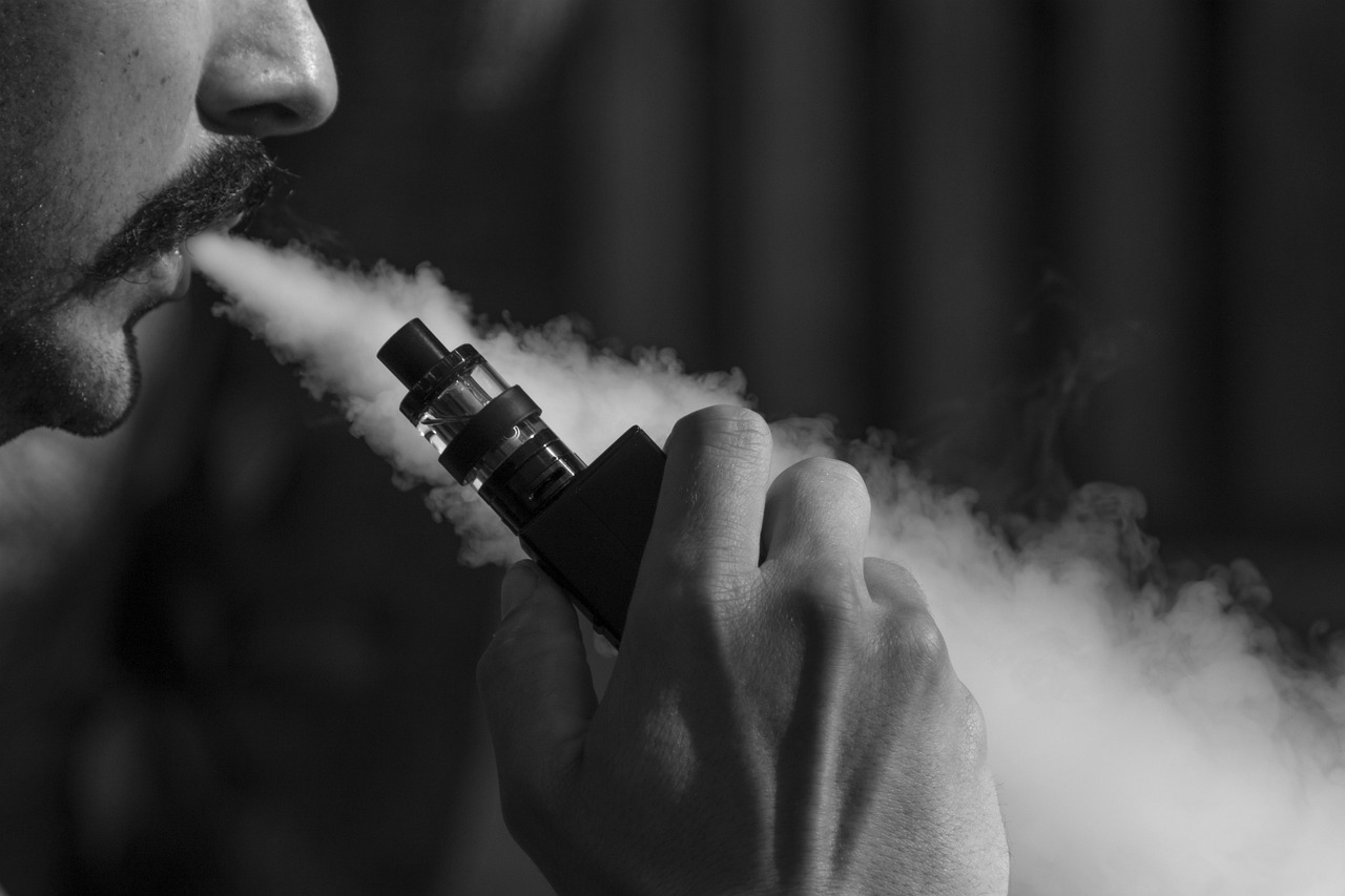 Vaping Likely Causes Lung and Oral Cancer, Australian Review: Strongest 