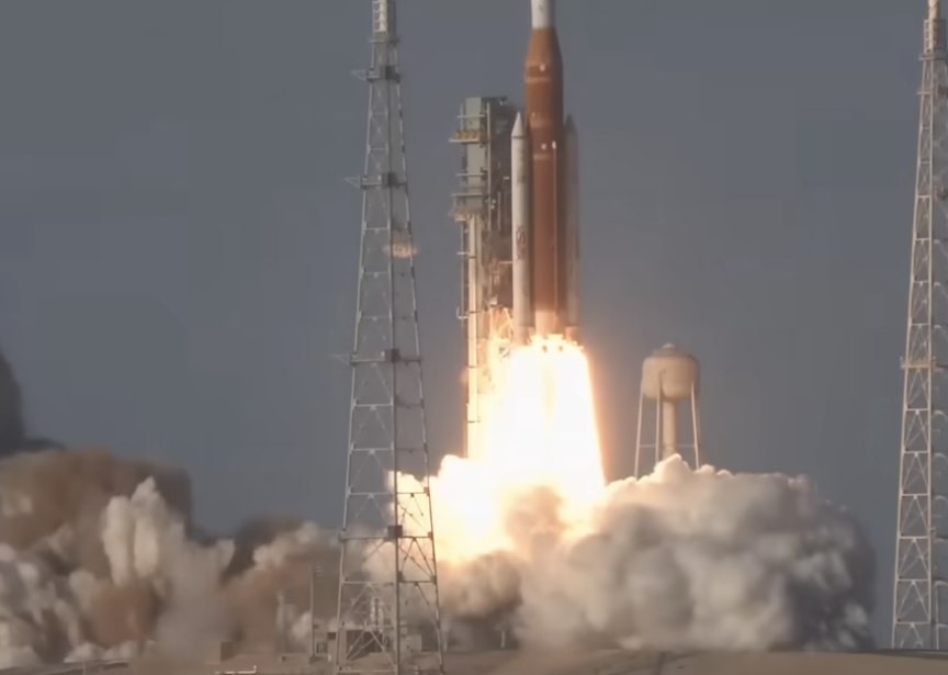 Artemis II Successfully Launches: First Crewed Lunar Flyby in 50 Years | Quick Digest