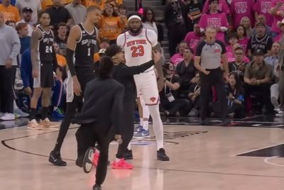 Fan Runs Onto Court for Selfie With Victor Wembanyama During