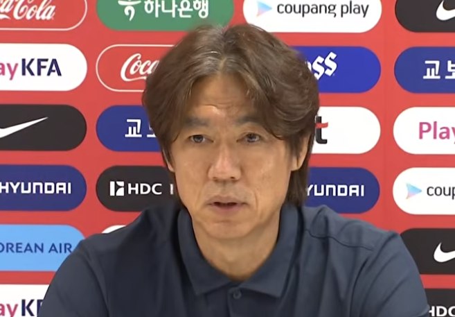 South Korea head coach Hong Myung-bo