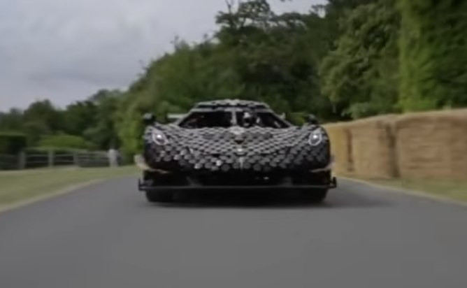 Lego Supercar Built from 320,000 Bricks Reaches 111 km/h in