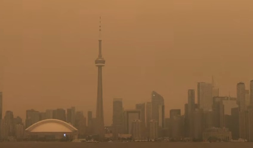 Canadian Wildfire Smoke Darkens Skies Again Across US and Canada 