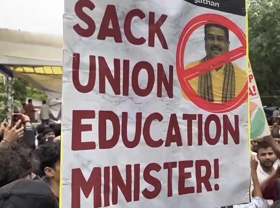 India's Education Minister Resigns After Weeks of Nationwide 'Cockroach' Youth-Led 