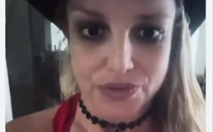 Britney Spears Reveals Botched Botox Left Her Eye Drooping for