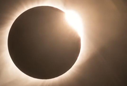 Scientists Map Path of Totality for August 12 Solar Eclipse 