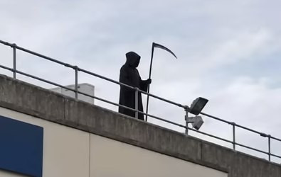 Man Dressed as Grim Reaper Climbs Hospital Roof in Wales