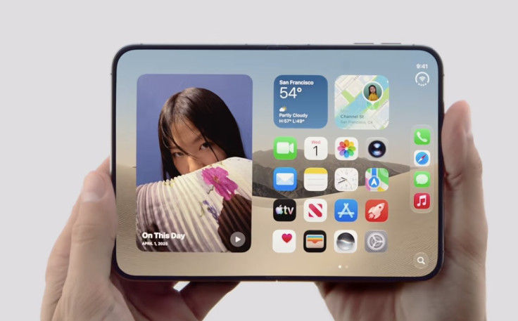 Apple Sets iPhone Duo Preorders for Oct. 16 in Over