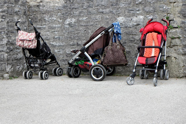 stroller-891080_1280