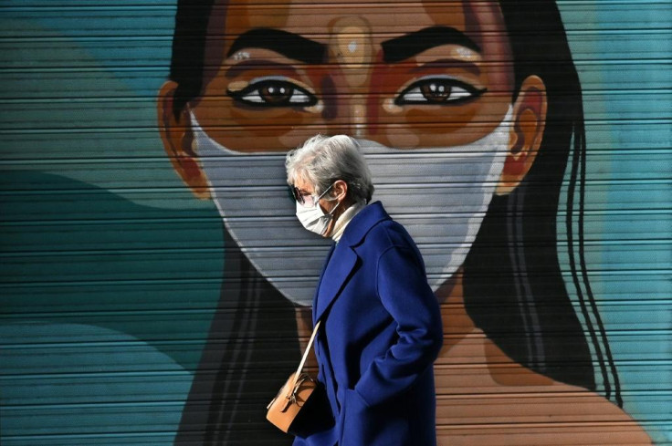 Early in the pandemic the WHO repeatedly suggested that facemasks worn by the general public risked doing more harm than good