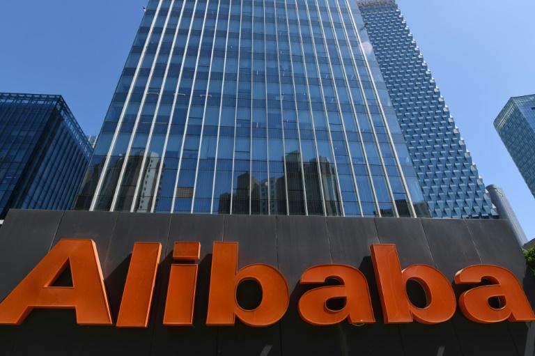 Alibaba's Shares Plunge 10% Following Record $10.2 Billion Hong Kong Placement for AI Initiatives