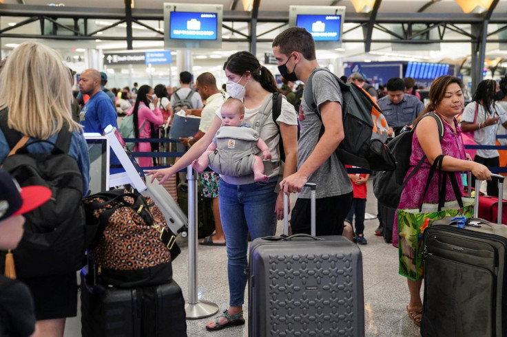 Travelers pack Atlanta airport ahead of July 4th